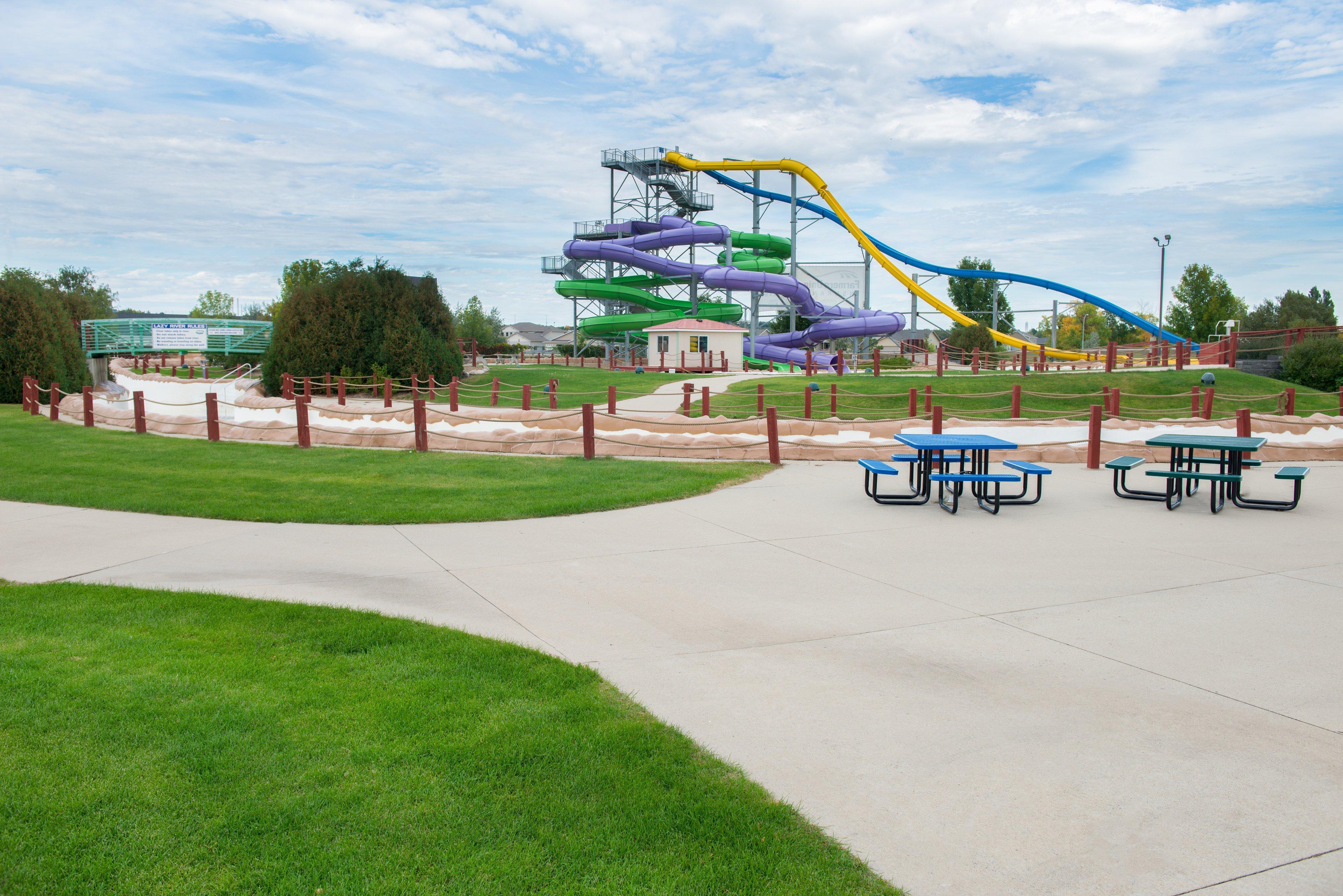 Holiday Inn Express Hotel & Suites Bismarck By Ihg Buitenkant foto