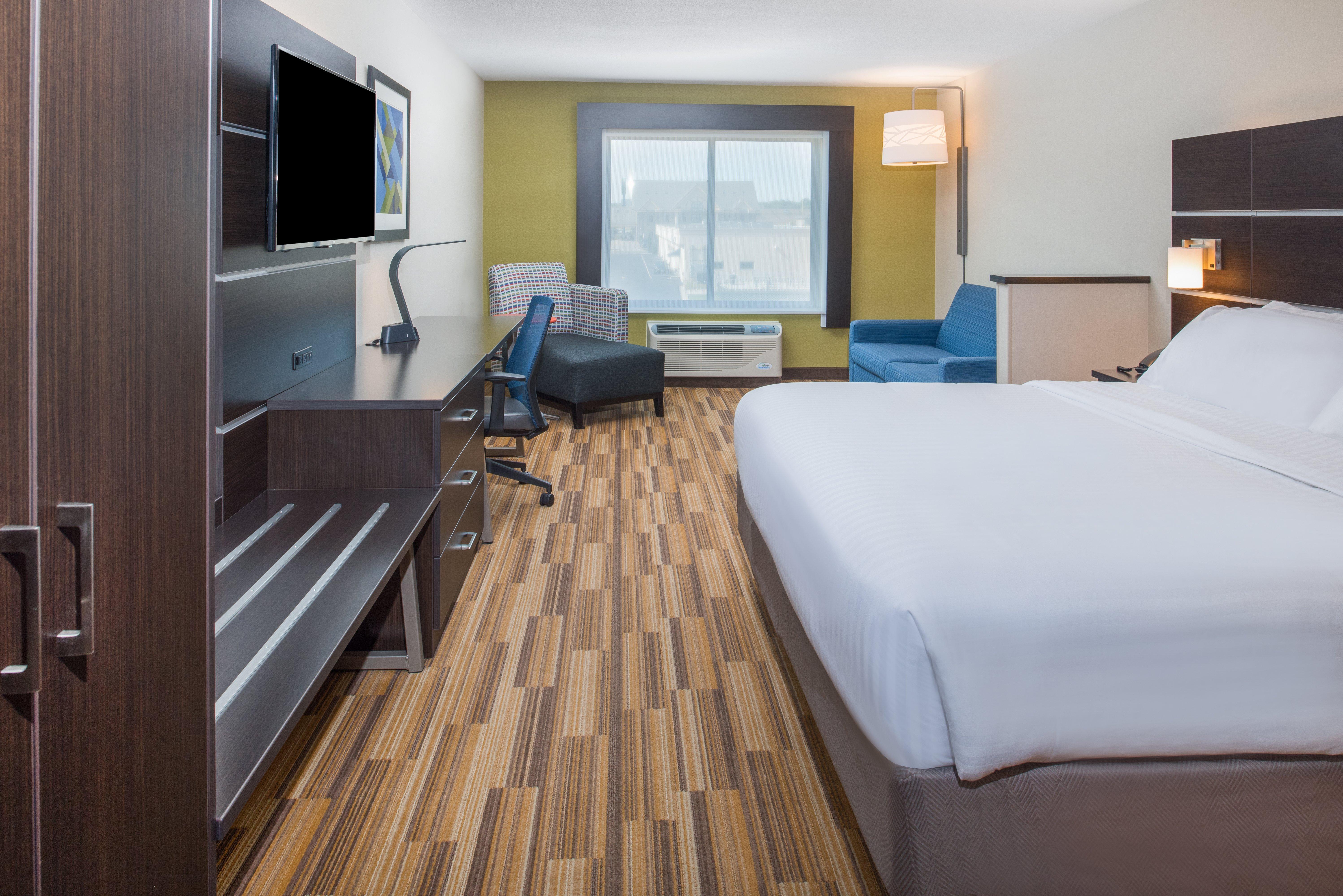 Holiday Inn Express Hotel & Suites Bismarck By Ihg Buitenkant foto